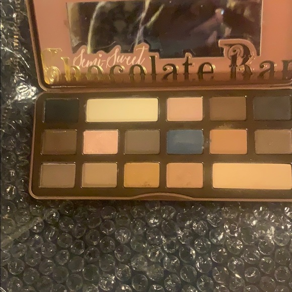 Too faced palette - Picture 2 of 2